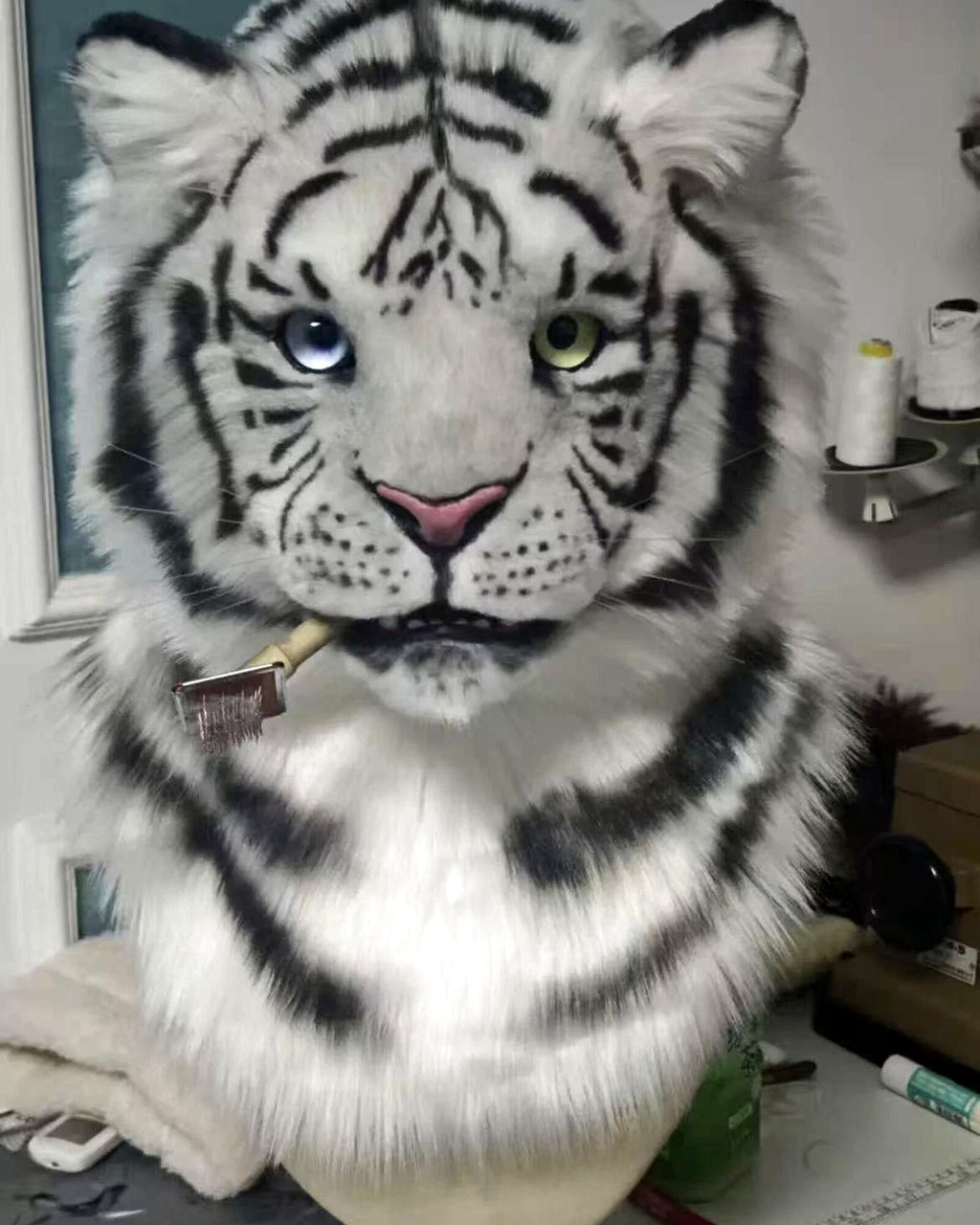 Realistic White Tiger Fursuit Head - Moving Jaw - Heterochromia product photo 1