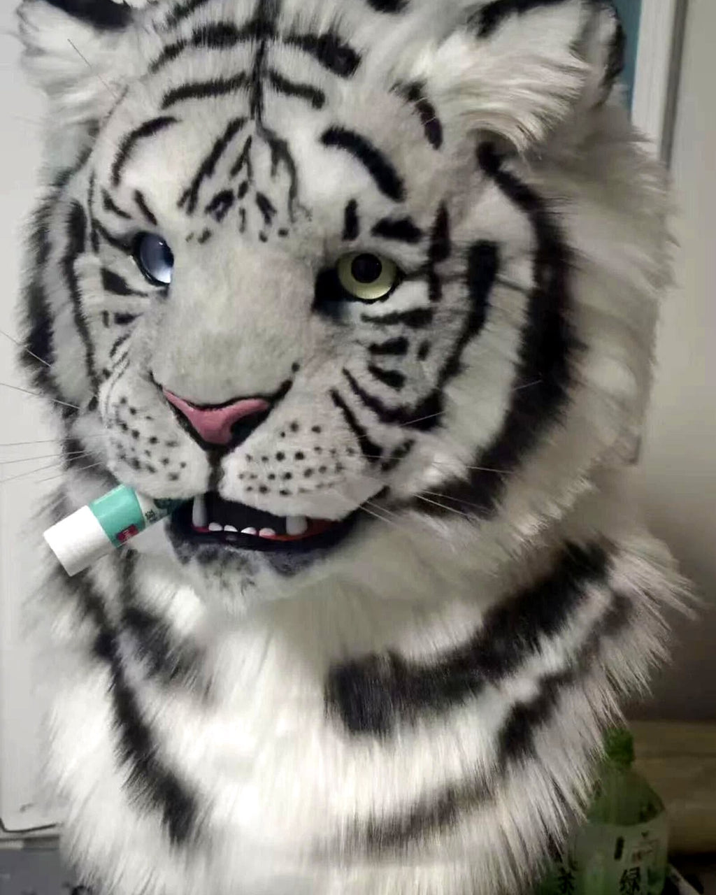 Realistic White Tiger Fursuit Head - Moving Jaw - Heterochromia product photo 3