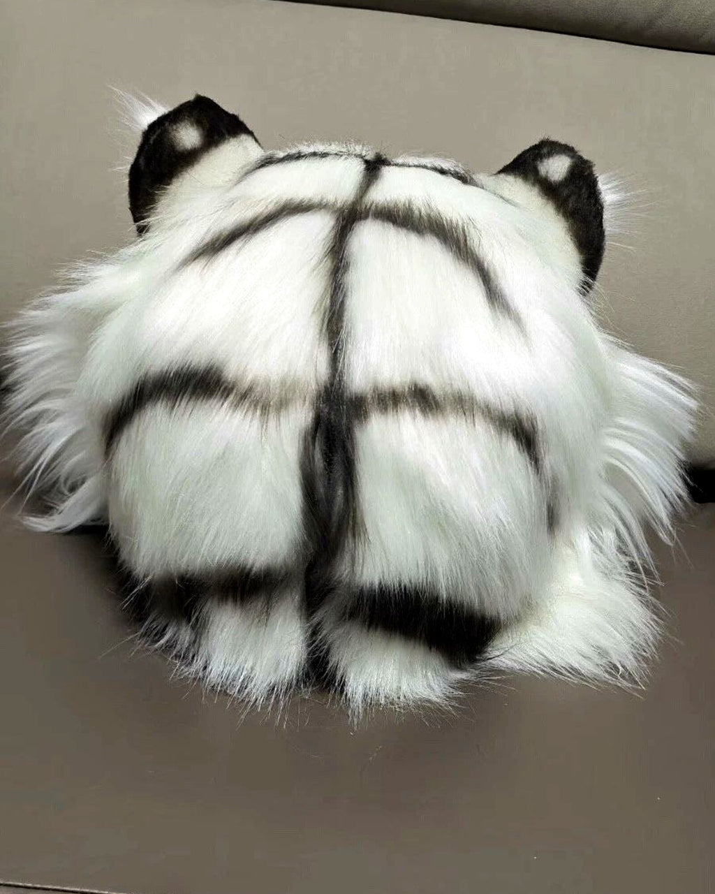 Realistic White Tiger Fursuit Head - Moving Jaw - Odd Eyes product photo 5