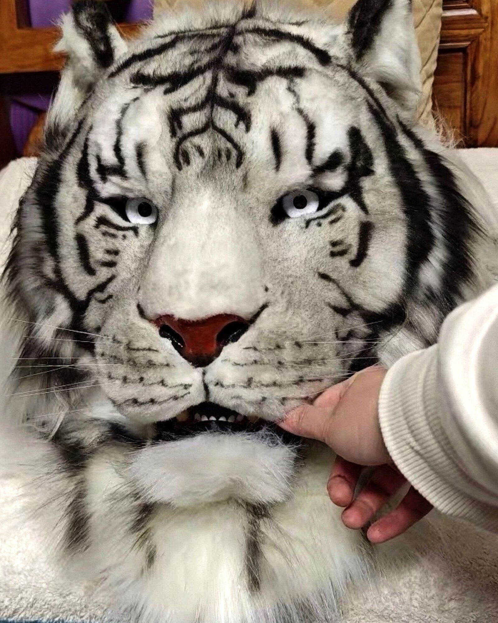 Realistic White Tiger Fursuit Head - Animatronic Eyes product photo 3