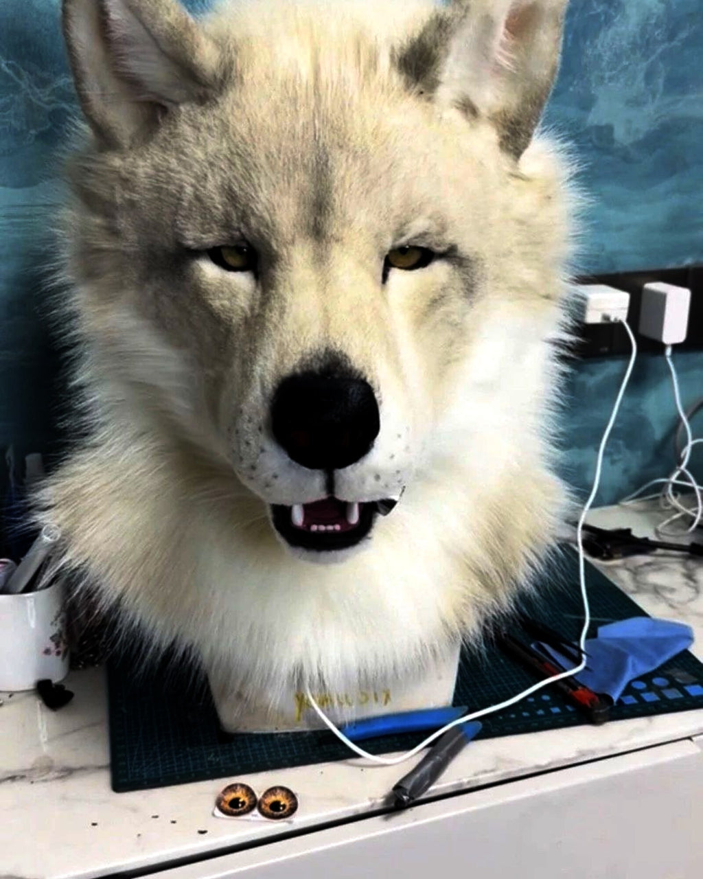 Realistic White Wolf Fursuit Head - Animatronic Eyes product photo 3