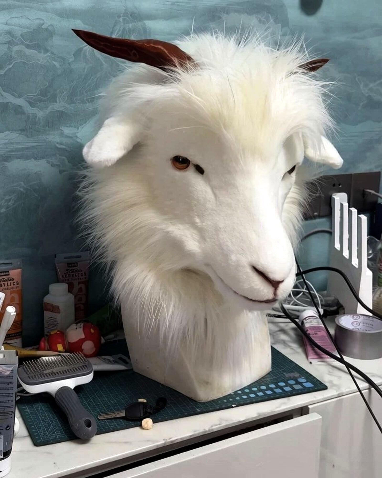 Realistic White Goat Fursuit Head - Moving Jaw - Detachable Horns product photo 6